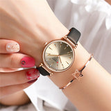 CURREN Fashion Simple Ladies Wrist watch Women