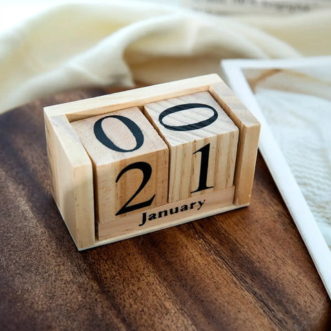 Wooden Perpetual Calendar Eternal Blocks Month Date Display