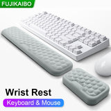 The Mouse & Keyboard Wrist Protection set